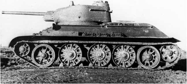 Иллюстрация к книге — Наследники «Тридцатьчетверки» – Т-34М, Т-43, Т-34-100, Т-44 [i_032.jpg]