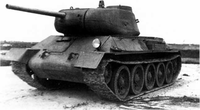 Иллюстрация к книге — Наследники «Тридцатьчетверки» – Т-34М, Т-43, Т-34-100, Т-44 [i_042.jpg]