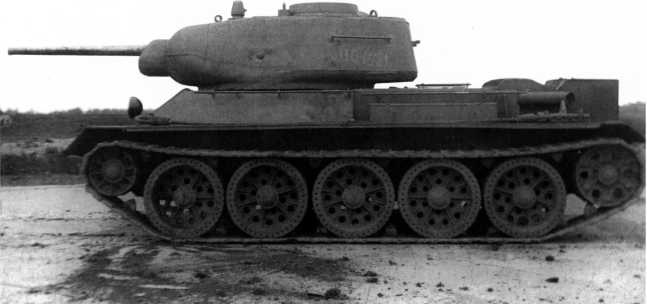 Иллюстрация к книге — Наследники «Тридцатьчетверки» – Т-34М, Т-43, Т-34-100, Т-44 [i_045.jpg]