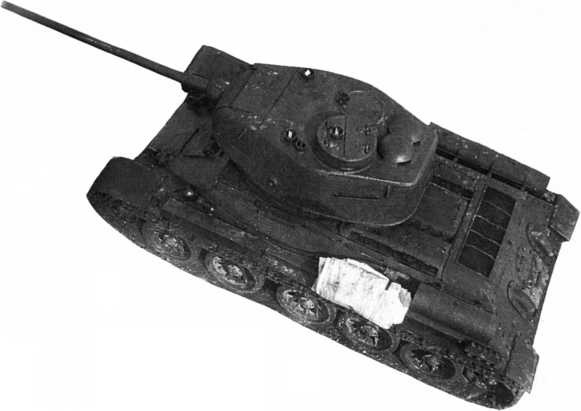 Иллюстрация к книге — Наследники «Тридцатьчетверки» – Т-34М, Т-43, Т-34-100, Т-44 [i_066.jpg]