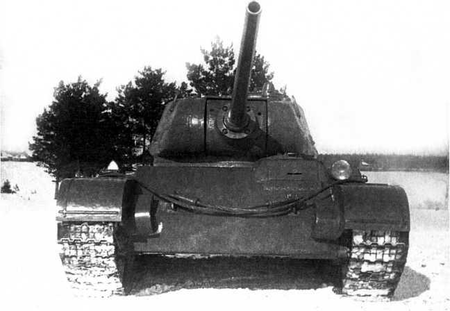 Иллюстрация к книге — Наследники «Тридцатьчетверки» – Т-34М, Т-43, Т-34-100, Т-44 [i_080.jpg]