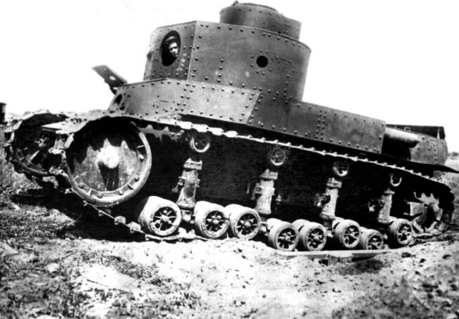 Иллюстрация к книге — Маневренные танки СССР Т-12, Т-24, ТГ, Д-4 и др. [i_032.jpg]