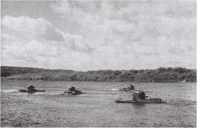 Иллюстрация к книге — "Чудо-оружие" Сталина. Плавающие танки Великой Отечественной Т-37, Т-38, Т-40 [i_068.jpg]