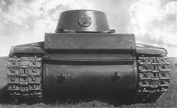 Иллюстрация к книге — Танк прорыва КВ. &quot;Клим Ворошилов&quot; [i_010.jpg]