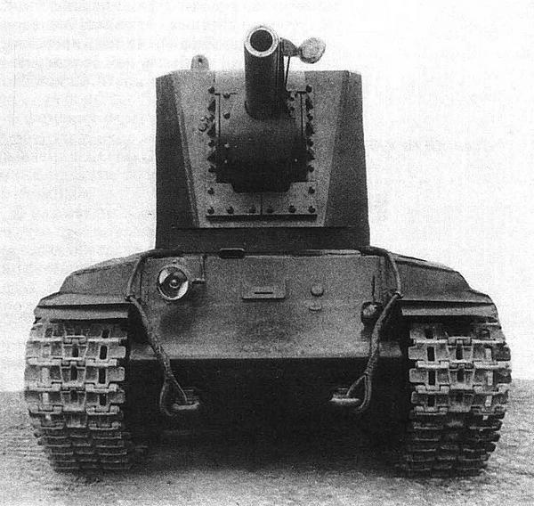 Иллюстрация к книге — Танк прорыва КВ. &quot;Клим Ворошилов&quot; [i_017.jpg]