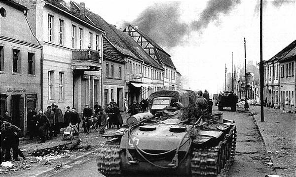 Иллюстрация к книге — Танк прорыва КВ. &quot;Клим Ворошилов&quot; [i_239.jpg]