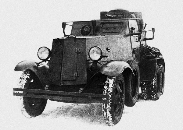 Иллюстрация к книге — Броня на колесах. История советского бронеавтомобиля 1925-1945 гг. [i_026.jpg]