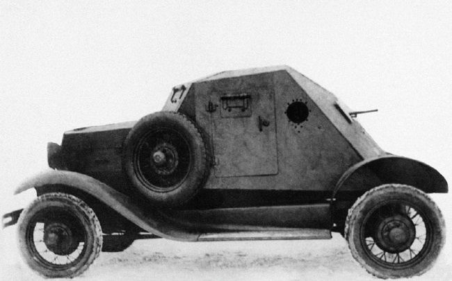 Иллюстрация к книге — Броня на колесах. История советского бронеавтомобиля 1925-1945 гг. [i_116.jpg]