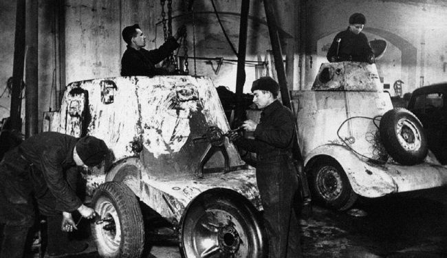 Иллюстрация к книге — Броня на колесах. История советского бронеавтомобиля 1925-1945 гг. [i_144.jpg]