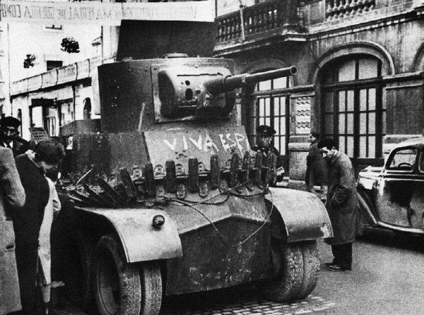 Иллюстрация к книге — Броня на колесах. История советского бронеавтомобиля 1925-1945 гг. [i_181.jpg]