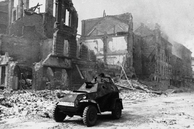 Иллюстрация к книге — Броня на колесах. История советского бронеавтомобиля 1925-1945 гг. [i_244.jpg]