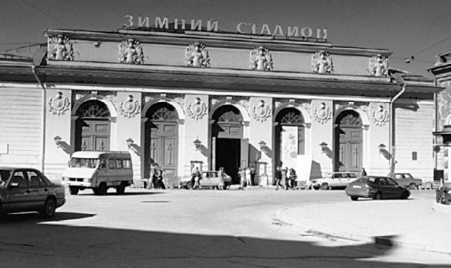 Иллюстрация к книге — Броня русской армии. Бронеавтомобили и бронепоезда в Первой мировой войне [i_058.jpg]