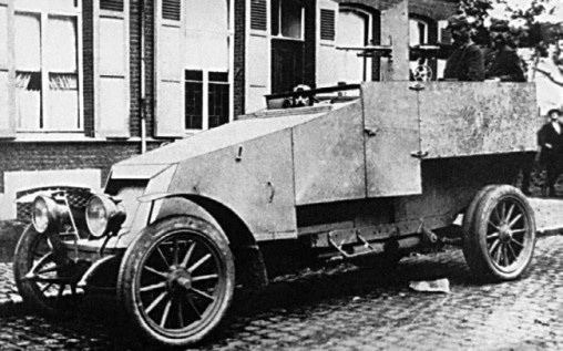 Иллюстрация к книге — Броня русской армии. Бронеавтомобили и бронепоезда в Первой мировой войне [i_108.jpg]