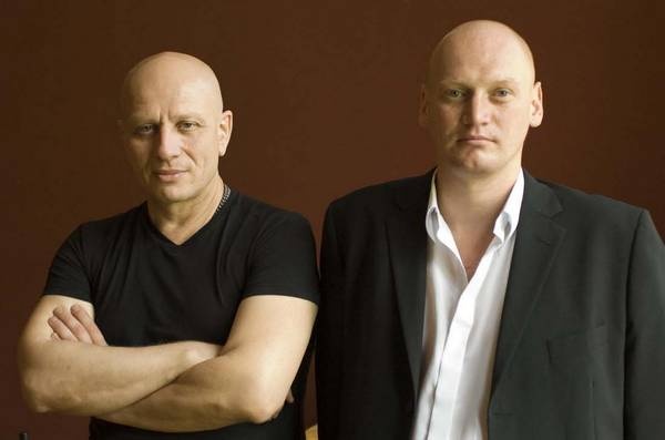 Иллюстрация к книге — Театр мистера Фэйса [i_012.jpg]