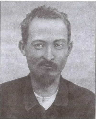 Иллюстрация к книге — Гибель красных моисеев. Начало террора. 1918 год [i_024.jpg]