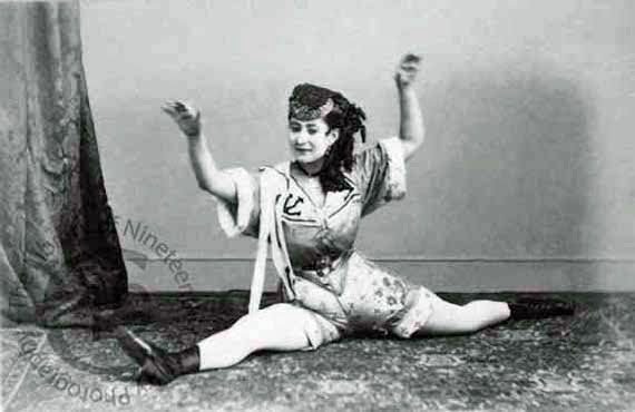 Иллюстрация к книге — Из жизни двух городов. Париж и Лондон [i_027.jpg]