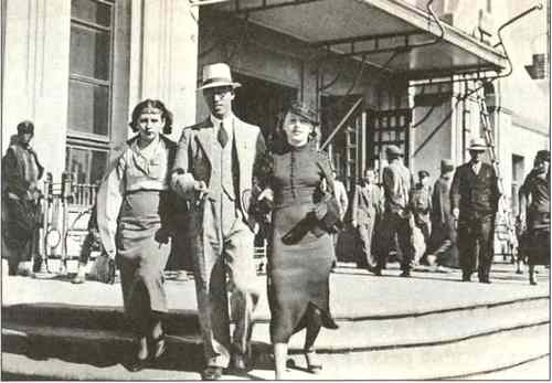 Иллюстрация к книге — Русская Австралия [i_042.jpg]