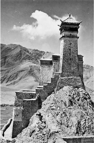 Иллюстрация к книге — Скрытый Тибет. История независимости и оккупации [i_003.jpg]