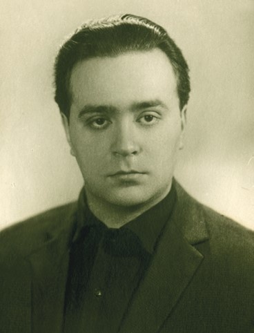 Иллюстрация к книге — Воспоминания о XX веке. Книга вторая. Незавершенное время. Imparfait [i_012.jpg]