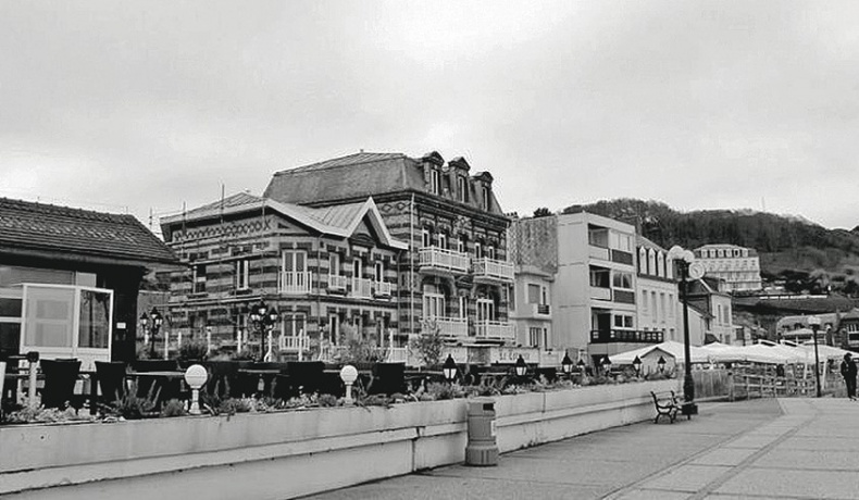 Иллюстрация к книге — Воспоминания о XX веке. Книга вторая. Незавершенное время. Imparfait [i_051.jpg]