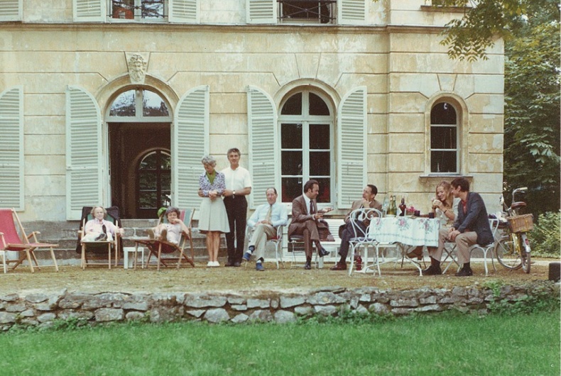 Иллюстрация к книге — Воспоминания о XX веке. Книга вторая. Незавершенное время. Imparfait [i_059.jpg]