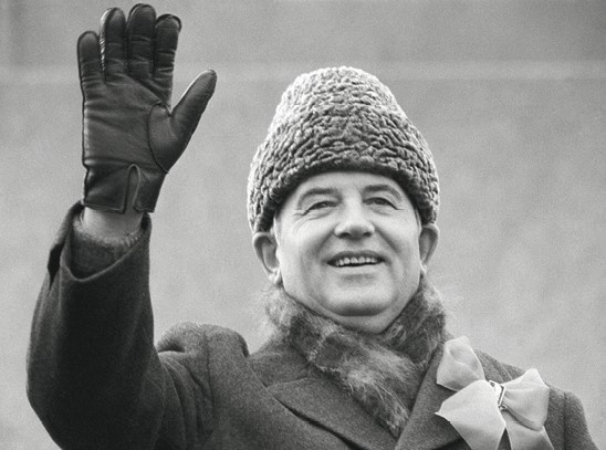 Иллюстрация к книге — Воспоминания о XX веке. Книга вторая. Незавершенное время. Imparfait [i_098.jpg]