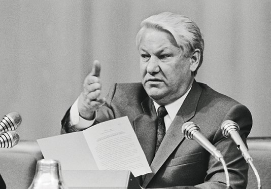 Иллюстрация к книге — Воспоминания о XX веке. Книга вторая. Незавершенное время. Imparfait [i_116.jpg]