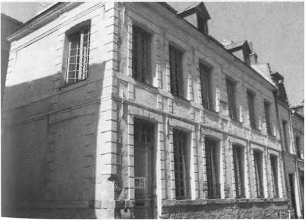 Иллюстрация к книге — Повседневная жизнь Парижа во времена Великой революции [i_010.jpg]