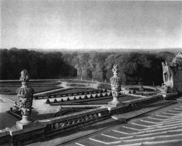 Иллюстрация к книге — Повседневная жизнь Версаля при королях [i_025.jpg]