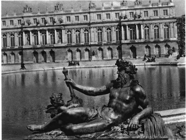 Иллюстрация к книге — Повседневная жизнь Версаля при королях [i_033.jpg]