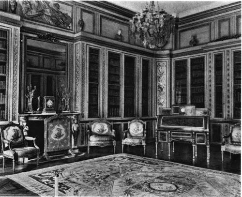 Иллюстрация к книге — Повседневная жизнь Версаля при королях [i_053.jpg]