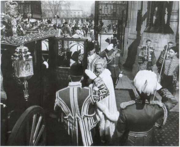 Иллюстрация к книге — Повседневная жизнь британского парламента [i_021.jpg]