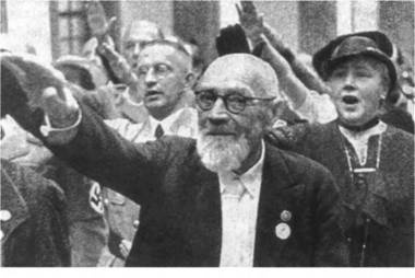 Иллюстрация к книге — Повседневная жизнь Берлина при Гитлере [i_006.jpg]