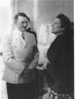 Иллюстрация к книге — Повседневная жизнь Берлина при Гитлере [i_012.jpg]