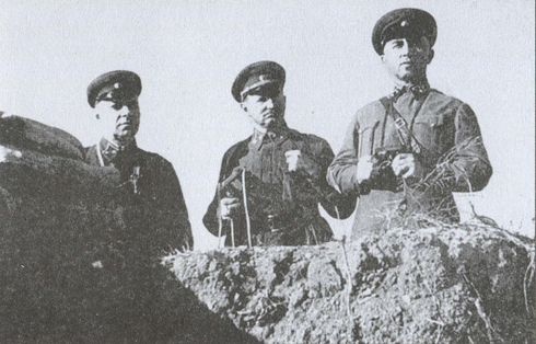 Иллюстрация к книге — Июль 1942 года. Падение Севастополя [i_015.jpg]