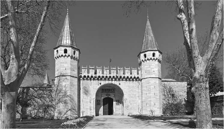 Иллюстрация к книге — Расцвет и крах Османской империи. Женщины у власти [i_013.jpg]