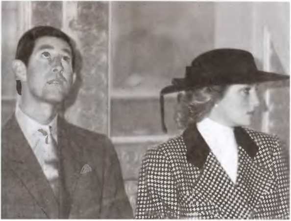 Иллюстрация к книге — Повседневная жизнь Букингемского дворца при Елизавете II [i_031.jpg]