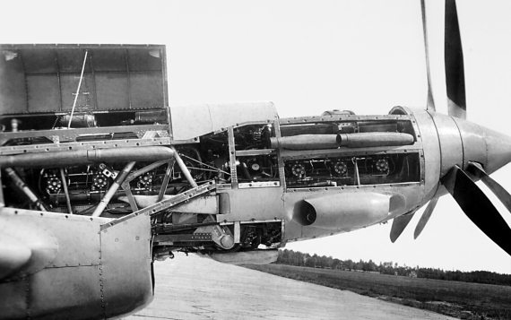 Иллюстрация к книге — Утерянные победы советской авиации [i_206.jpg]