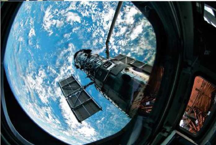 Иллюстрация к книге — Астронавт. Необычайное путешествие в поисках тайн Вселенной [i_016.jpg]