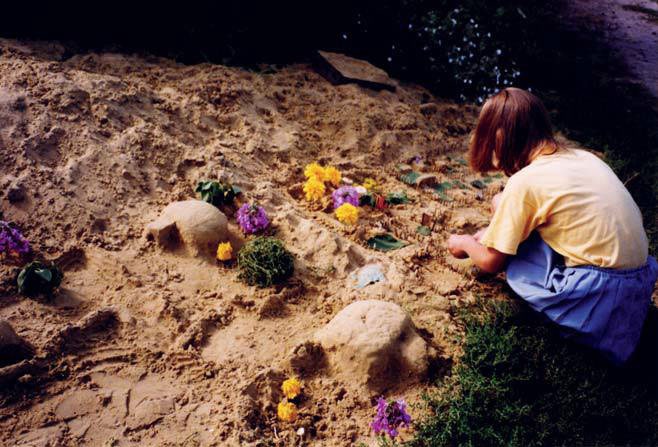 Иллюстрация к книге — Феномен куклы в традиционной и современной культуре. Кросскультурное исследование идеологии антропоморфизма [i_111.jpg]