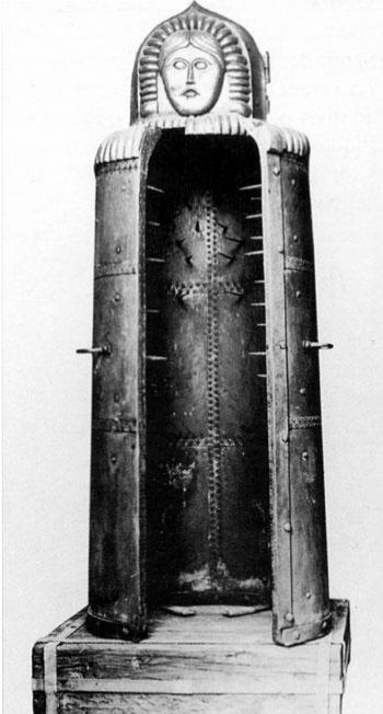 Иллюстрация к книге — Смертная казнь. История и виды высшей меры наказания от начала времен до наших дней [i_113.jpg]