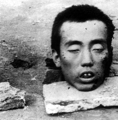 Иллюстрация к книге — Смертная казнь. История и виды высшей меры наказания от начала времен до наших дней [i_214.jpg]