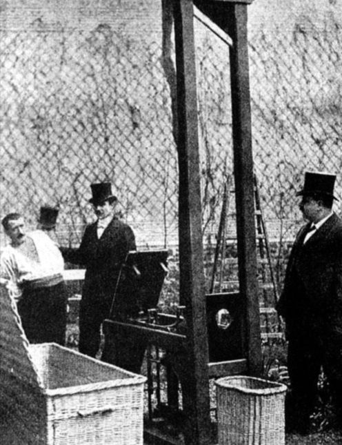 Иллюстрация к книге — Смертная казнь. История и виды высшей меры наказания от начала времен до наших дней [i_229.jpg]