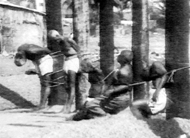 Иллюстрация к книге — Смертная казнь. История и виды высшей меры наказания от начала времен до наших дней [i_263.jpg]