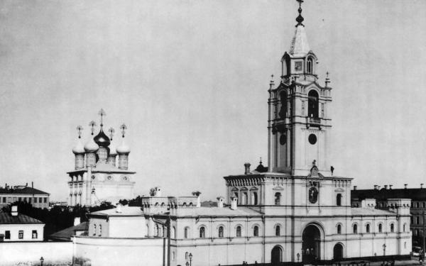 Иллюстрация к книге — Сторожи Москвы [i_026.jpg]