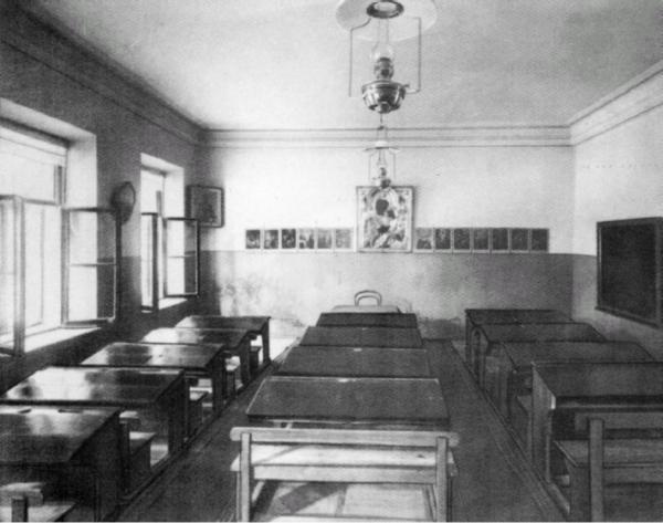 Иллюстрация к книге — Сторожи Москвы [i_029.jpg]