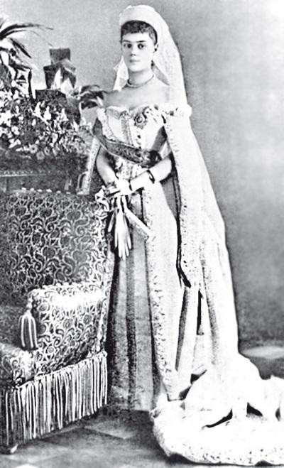 Иллюстрация к книге — Судьба российских принцесс. От царевны Софьи до великой княжны Анастасии [i_067.jpg]