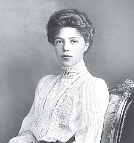 Иллюстрация к книге — Судьба российских принцесс. От царевны Софьи до великой княжны Анастасии [i_069.jpg]