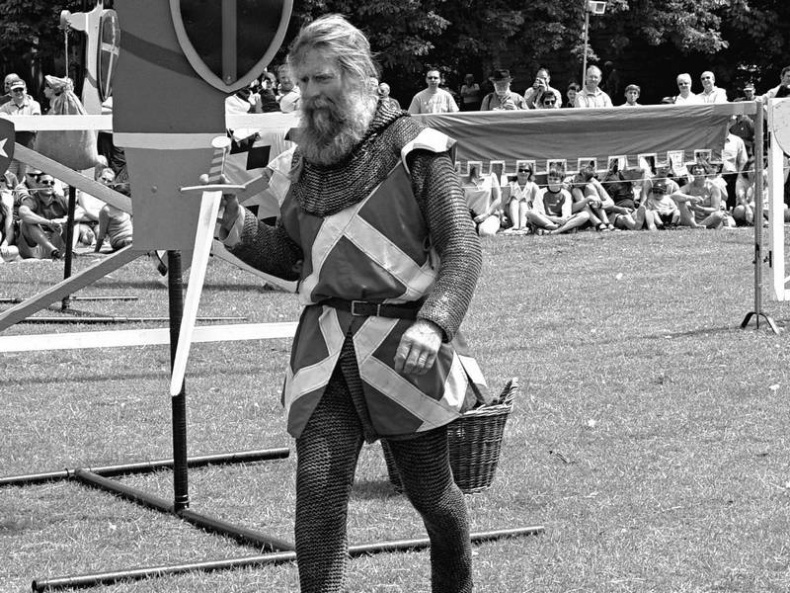 Иллюстрация к книге — 5 O&#039;clock и другие традиции Англии [i_011.jpg]