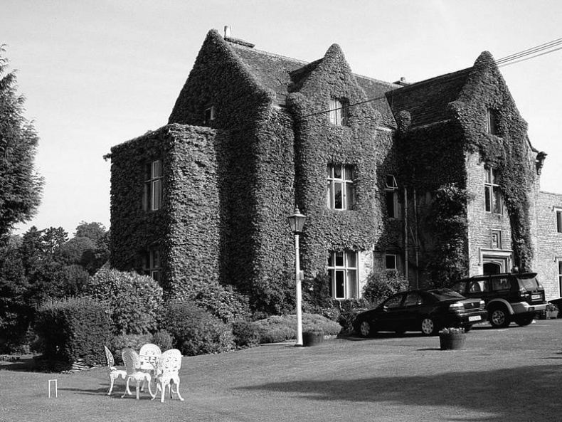 Иллюстрация к книге — 5 O&#039;clock и другие традиции Англии [i_048.jpg]